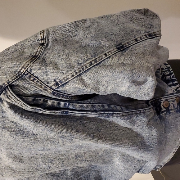 Vintage Levi Denim Coat - Picture 6 of 16